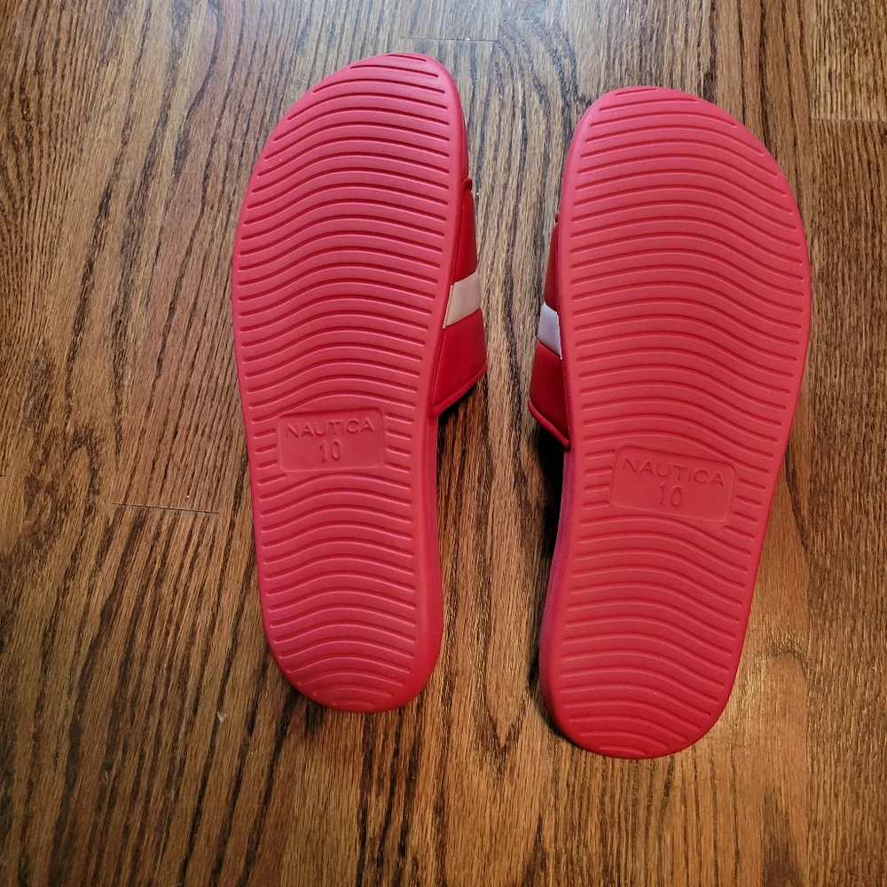 Men's 10 NWOT Red Nautica Slide Sandals - Picture 3 of 3